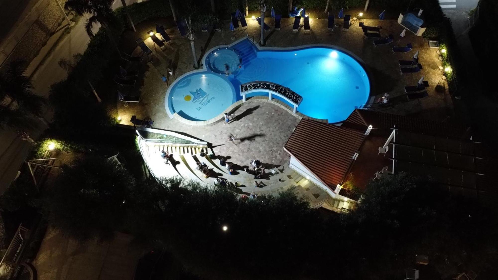 Residence Hotel La Taverna Капо-Ватикано Екстер'єр фото
