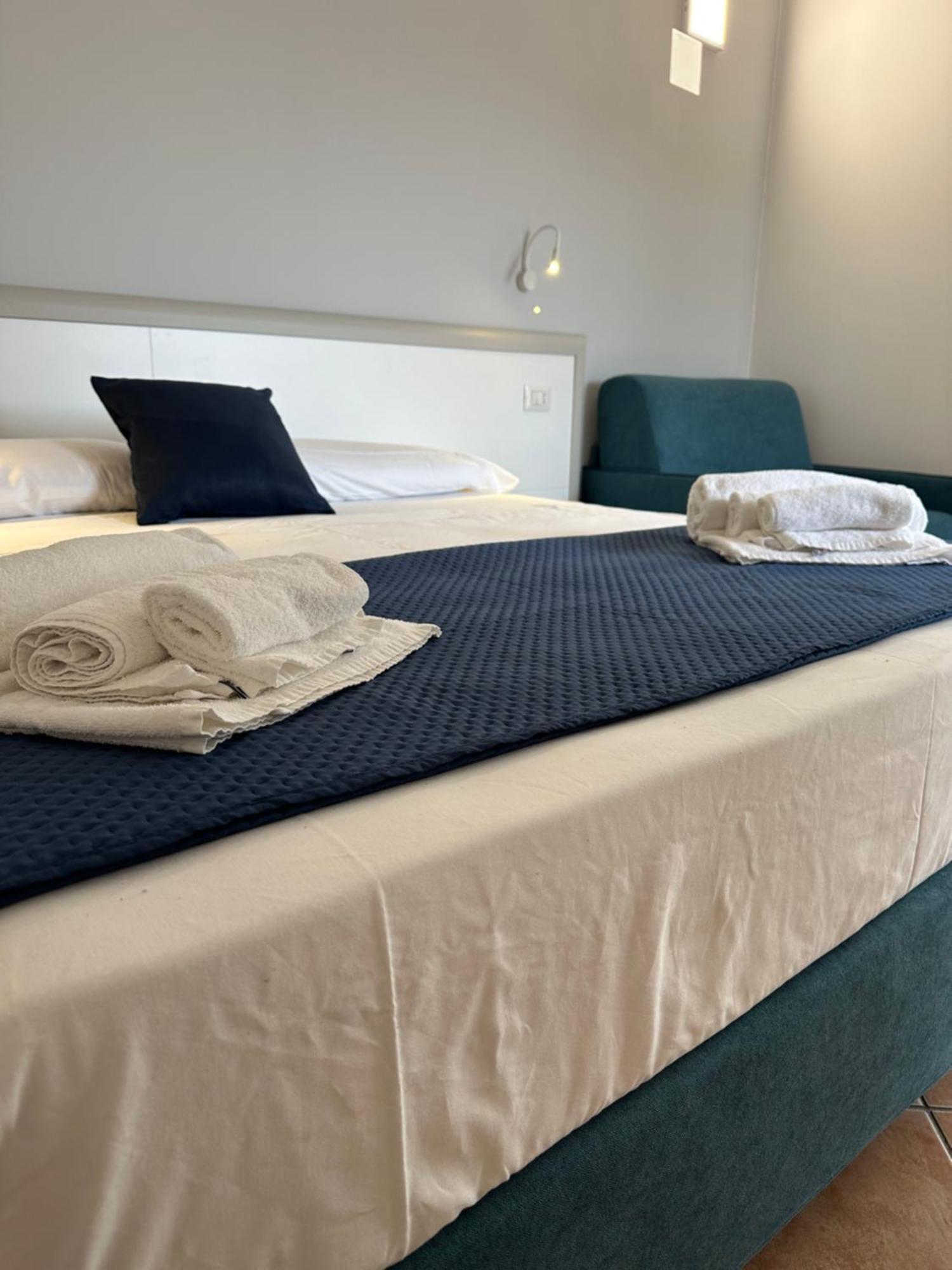 Residence Hotel La Taverna Капо-Ватикано Екстер'єр фото