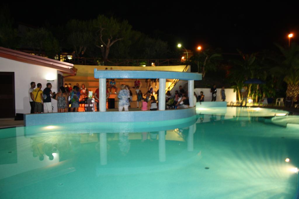 Residence Hotel La Taverna Капо-Ватикано Екстер'єр фото