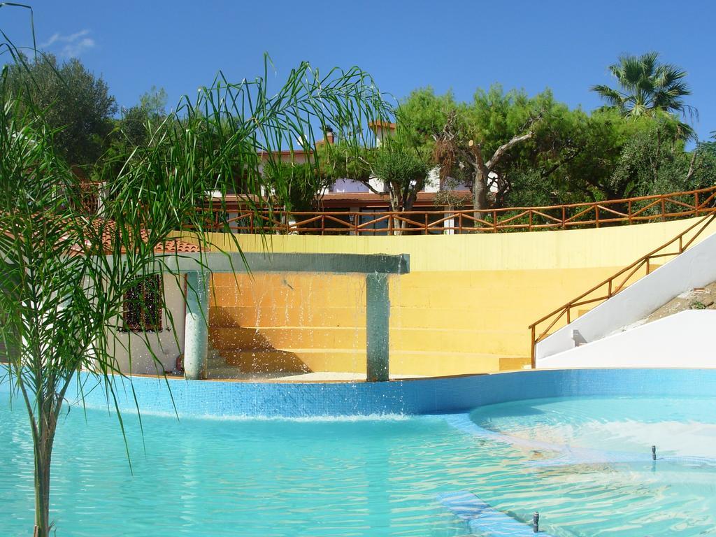 Residence Hotel La Taverna Капо-Ватикано Екстер'єр фото