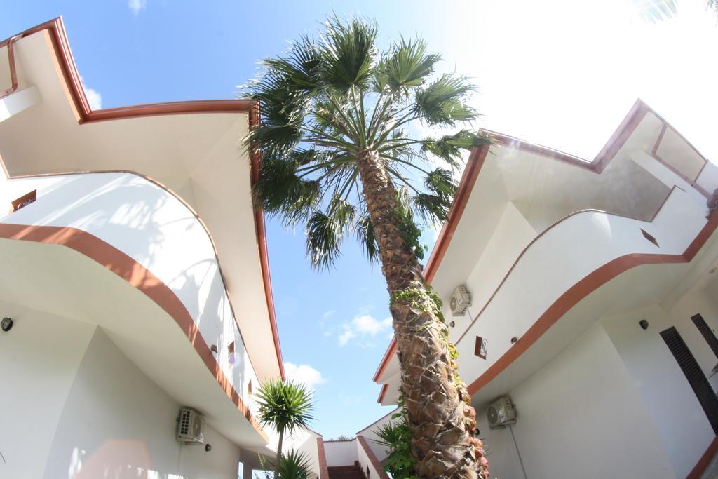 Residence Hotel La Taverna Капо-Ватикано Екстер'єр фото